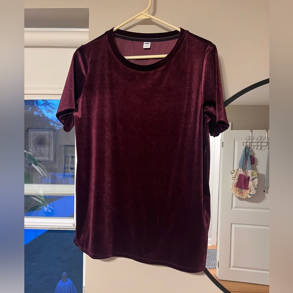 Rich burgundy colored velvet T-shirt from Old Navy. Size medium relaxed fit. - Picture 1 of 3